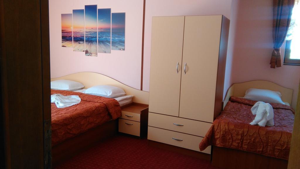Guest House Aristokrat Obzor Luaran gambar