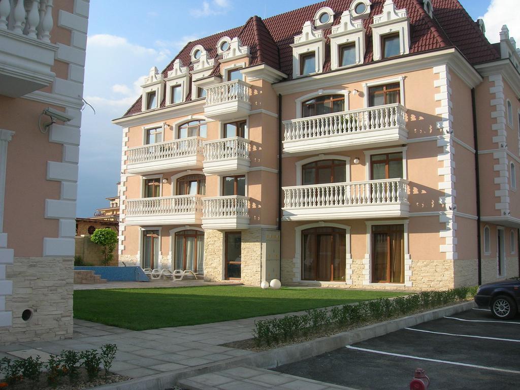Guest House Aristokrat Obzor Luaran gambar